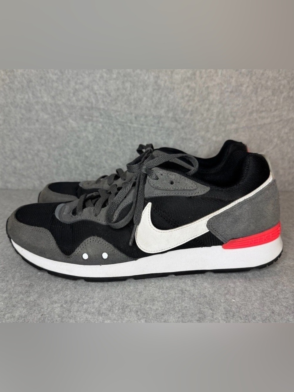 Nike Venture Runner Black Iron Gray CK2944-004  Sneakers Shoes-Mens 8.5